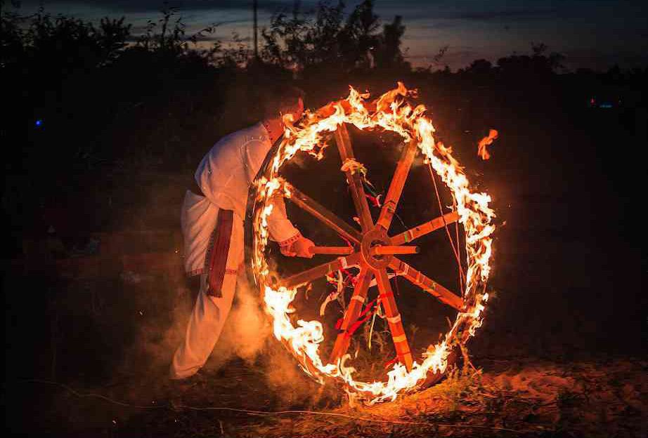 купальське вогняне колесо
