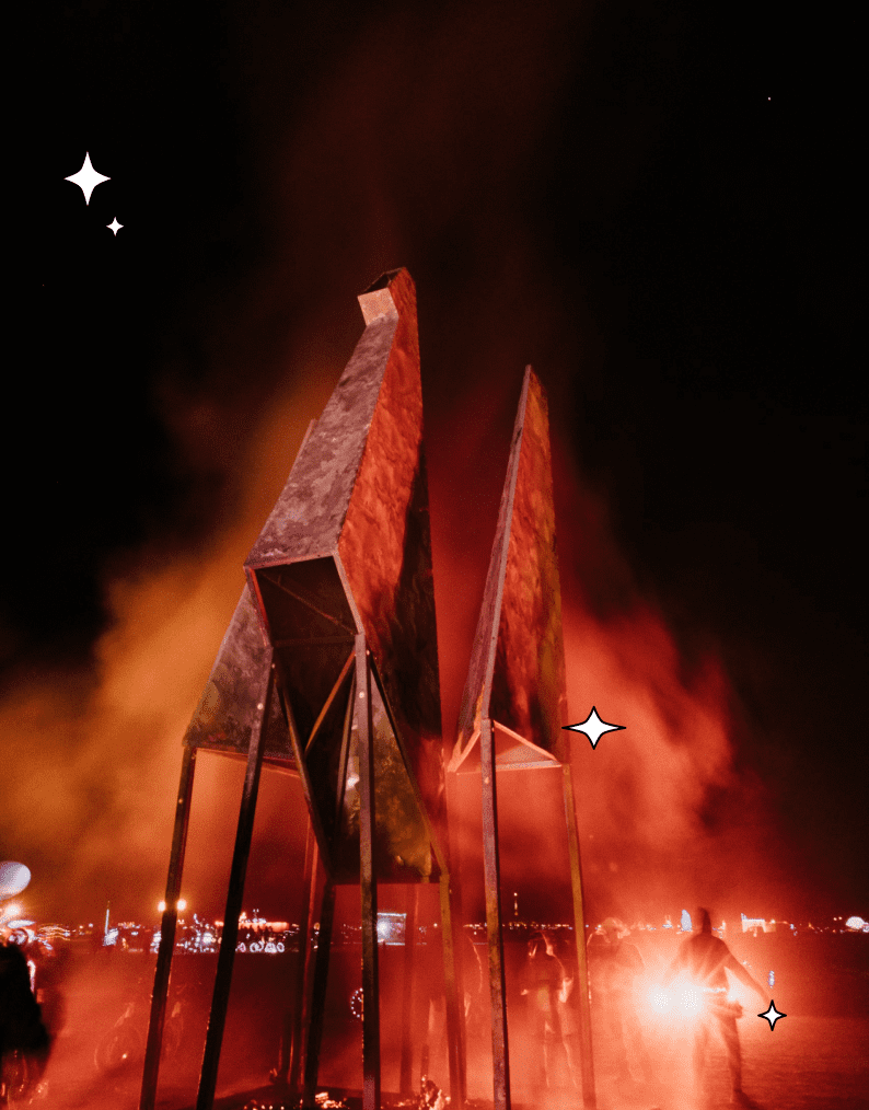 Сюрприз від українців: як палав тризуб-фенікс у пустелі на Burning Man