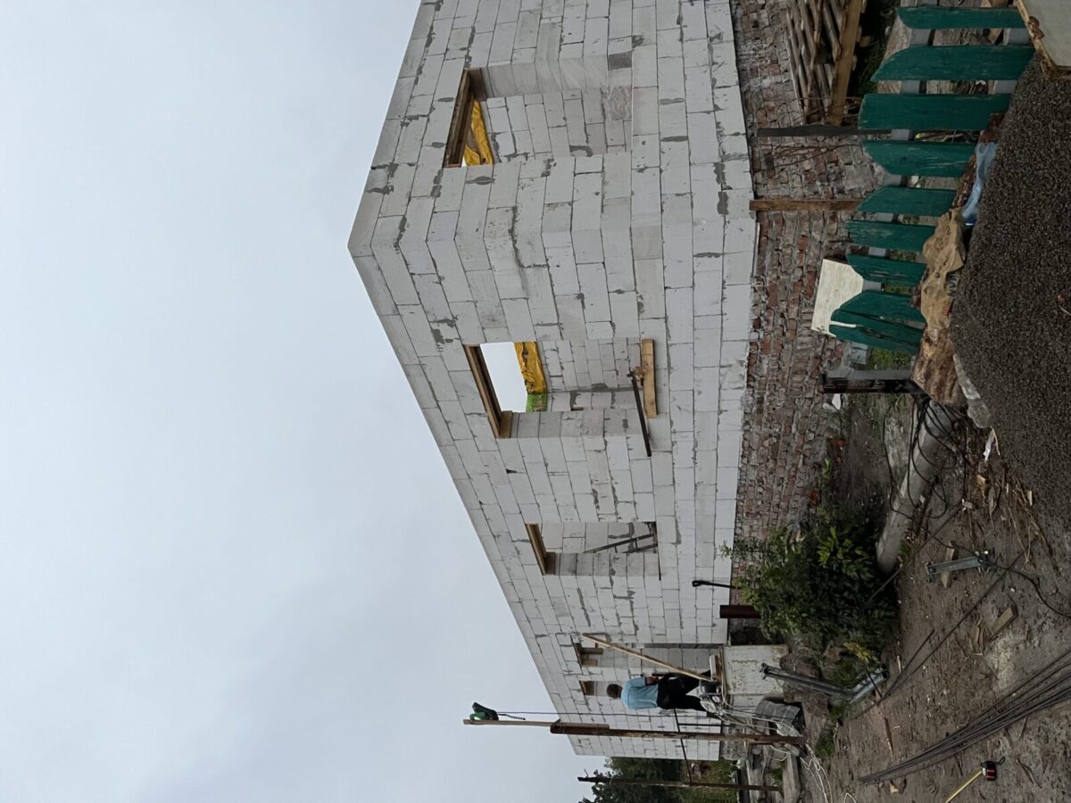 Відбудова будинку у Чернігові