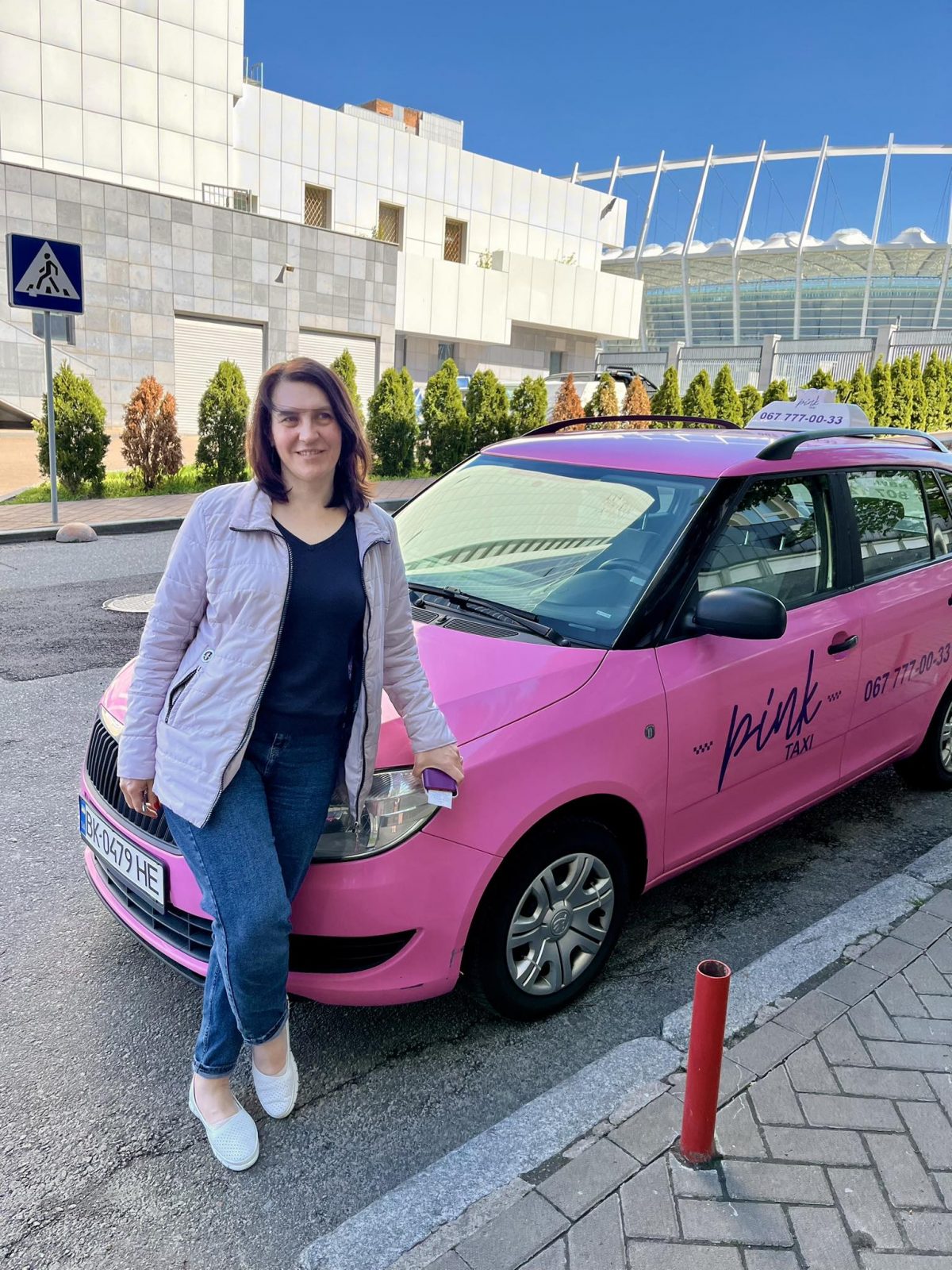 Pink Taxi--43603